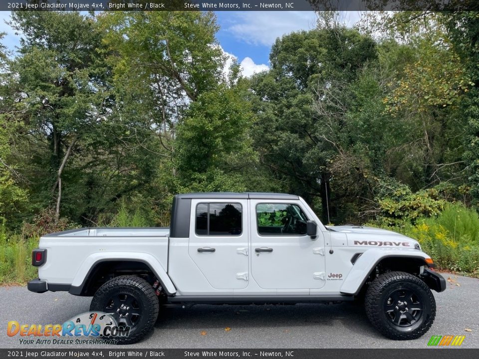 2021 Jeep Gladiator Mojave 4x4 Bright White / Black Photo #5
