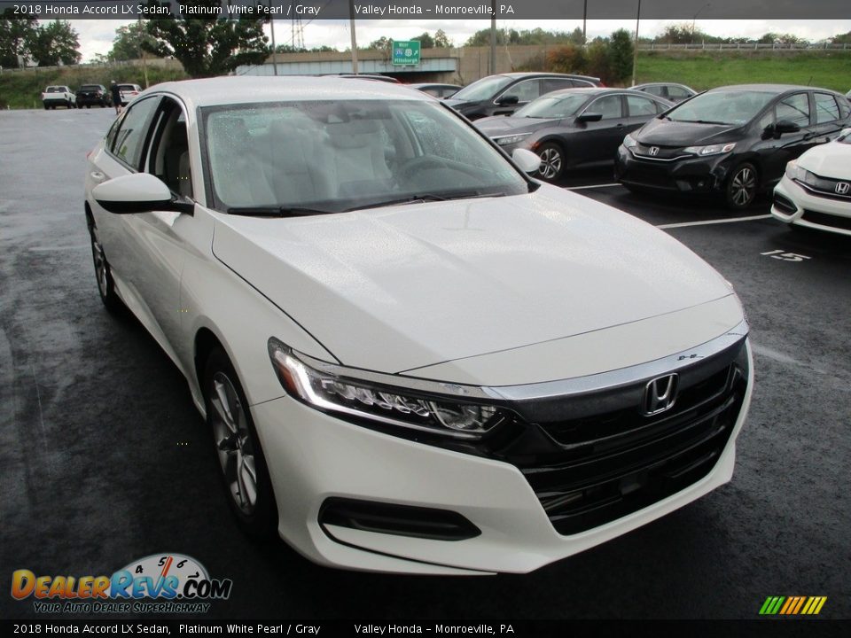 2018 Honda Accord LX Sedan Platinum White Pearl / Gray Photo #7