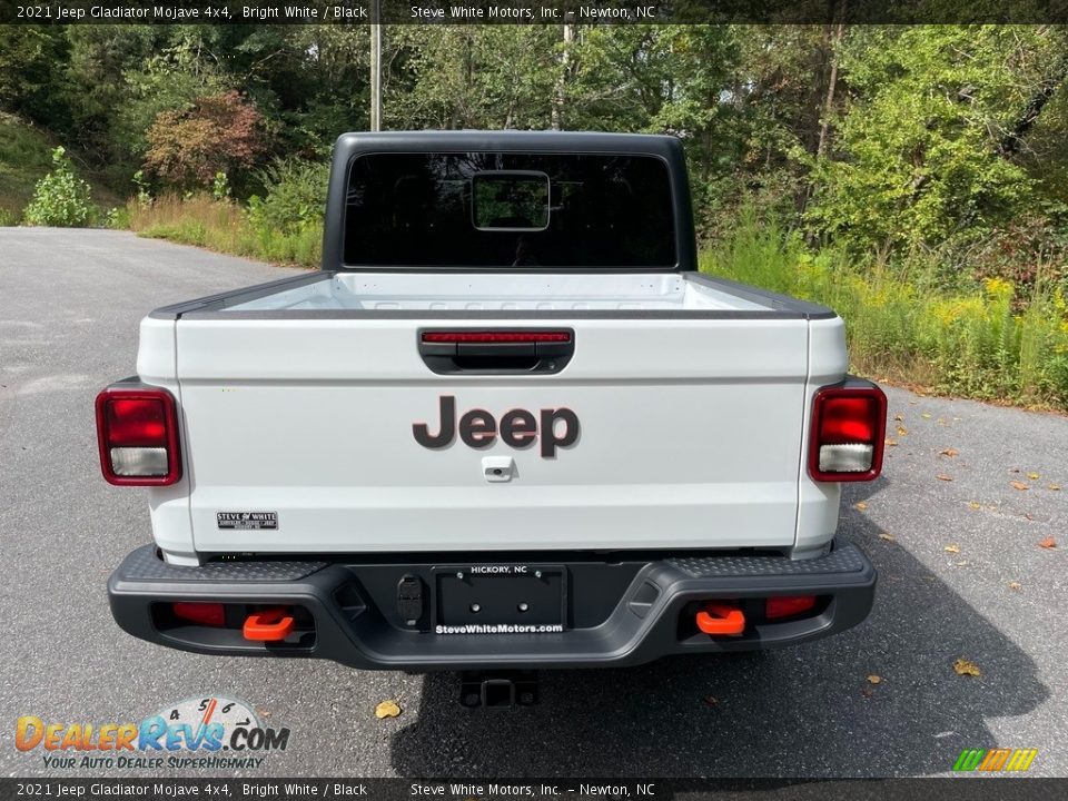 2021 Jeep Gladiator Mojave 4x4 Bright White / Black Photo #7