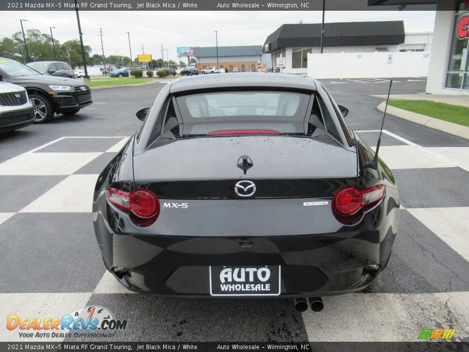 2021 Mazda MX-5 Miata RF Grand Touring Jet Black Mica / White Photo #5