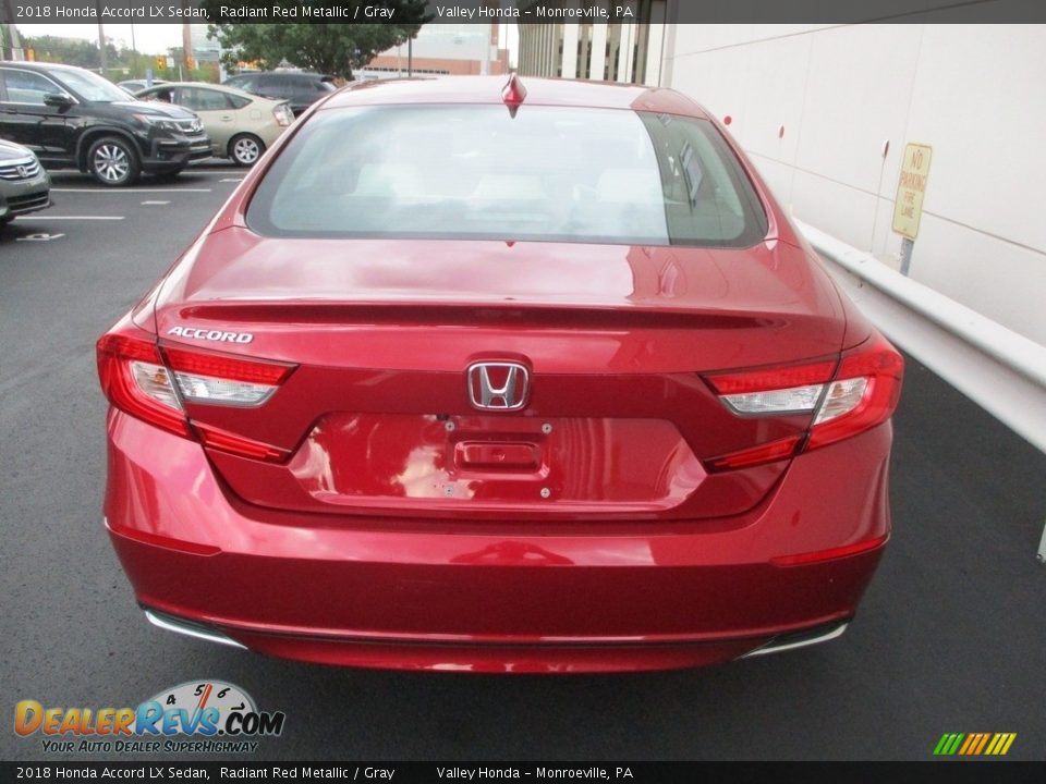 2018 Honda Accord LX Sedan Radiant Red Metallic / Gray Photo #4