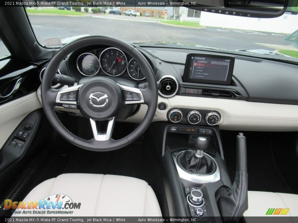 Dashboard of 2021 Mazda MX-5 Miata RF Grand Touring Photo #15