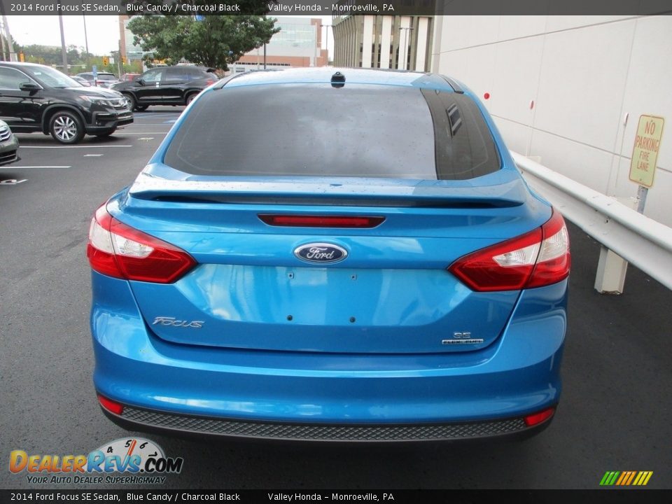 2014 Ford Focus SE Sedan Blue Candy / Charcoal Black Photo #4