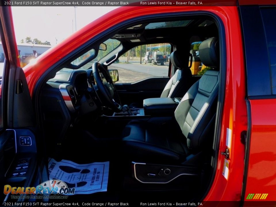 Front Seat of 2021 Ford F150 SVT Raptor SuperCrew 4x4 Photo #11