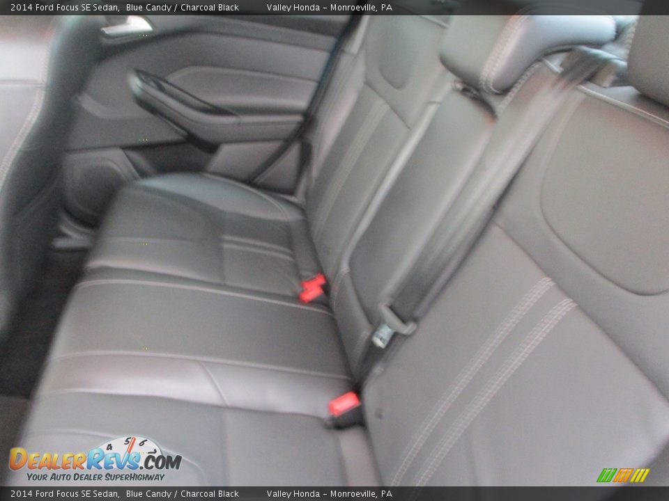 2014 Ford Focus SE Sedan Blue Candy / Charcoal Black Photo #13