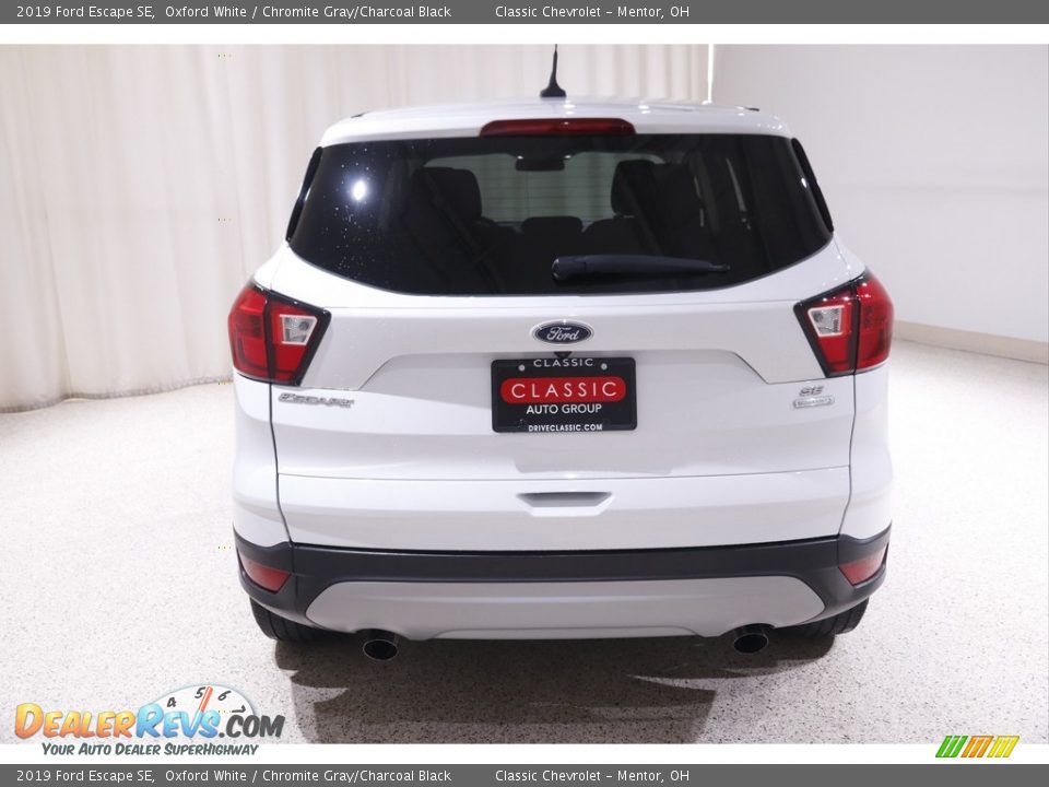 2019 Ford Escape SE Oxford White / Chromite Gray/Charcoal Black Photo #16