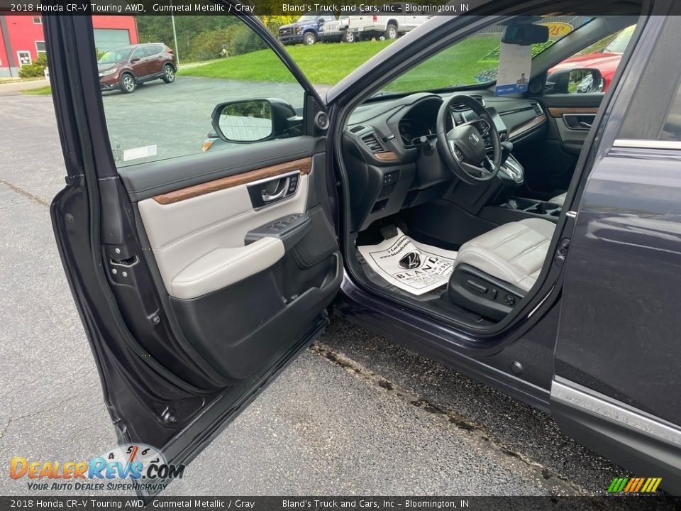 2018 Honda CR-V Touring AWD Gunmetal Metallic / Gray Photo #12