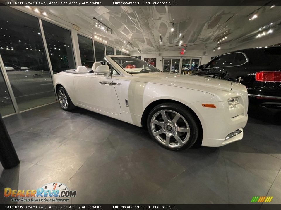 Andalusian White 2018 Rolls-Royce Dawn  Photo #7