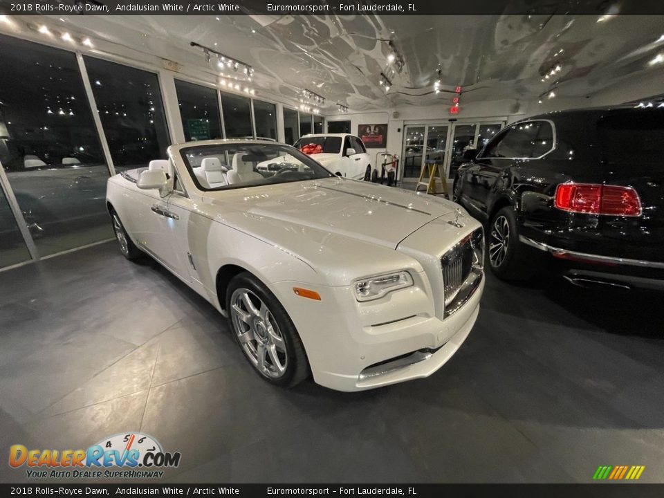Andalusian White 2018 Rolls-Royce Dawn  Photo #13