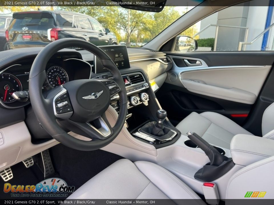 Black/Gray Interior - 2021 Genesis G70 2.0T Sport Photo #3