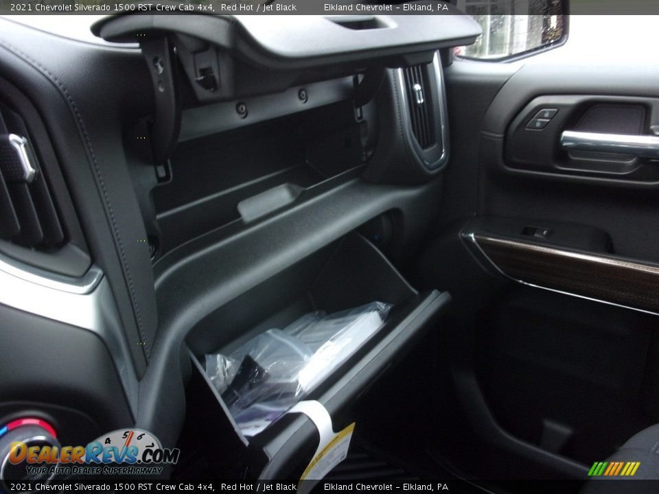 2021 Chevrolet Silverado 1500 RST Crew Cab 4x4 Red Hot / Jet Black Photo #36
