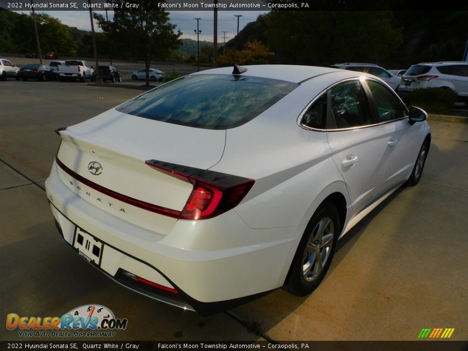 2022 Hyundai Sonata SE Quartz White / Gray Photo #2