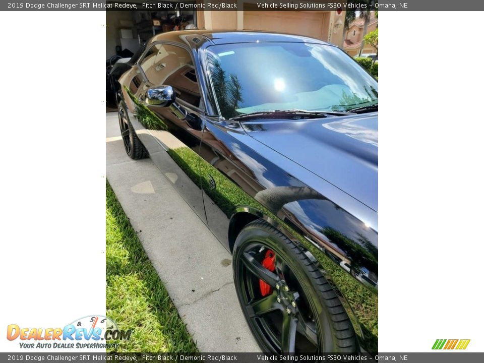 2019 Dodge Challenger SRT Hellcat Redeye Pitch Black / Demonic Red/Black Photo #17