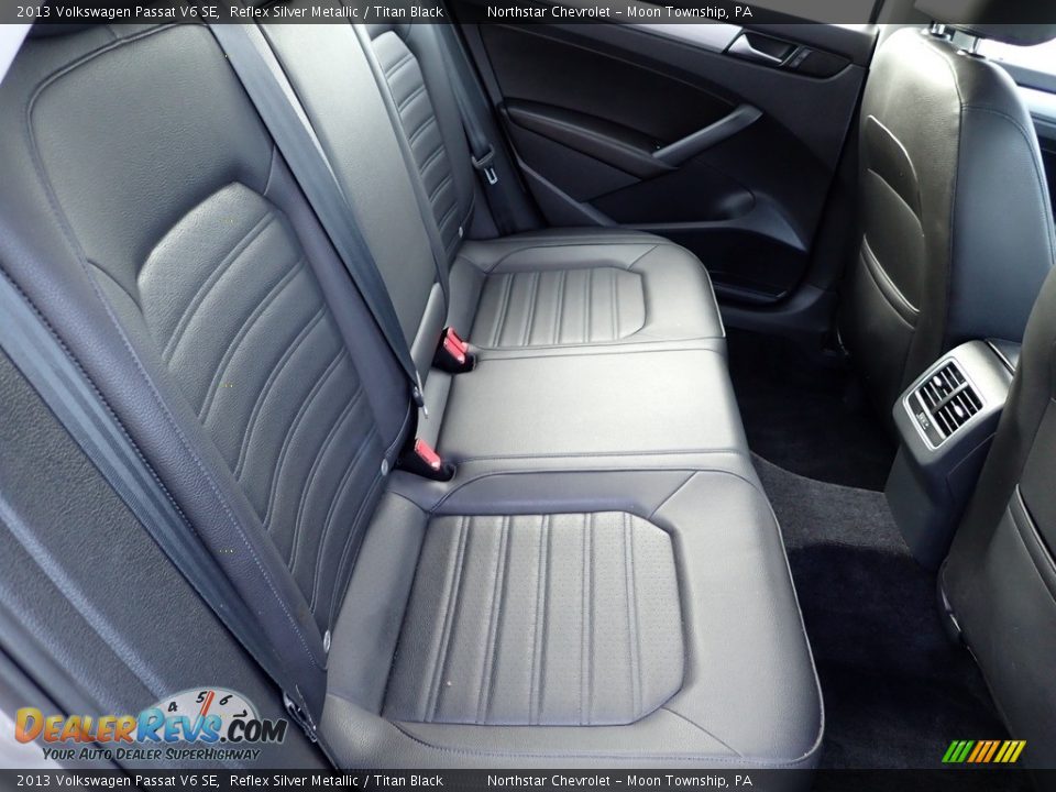 Rear Seat of 2013 Volkswagen Passat V6 SE Photo #18