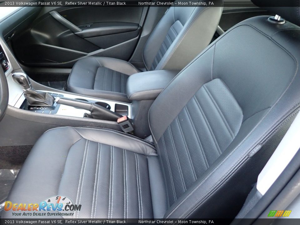 Front Seat of 2013 Volkswagen Passat V6 SE Photo #19