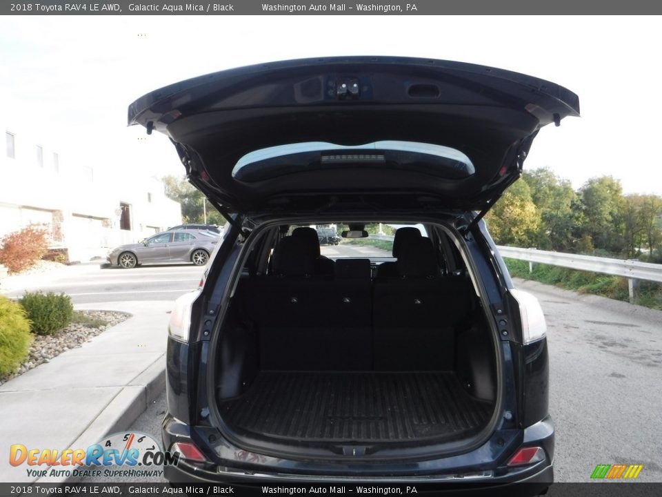 2018 Toyota RAV4 LE AWD Galactic Aqua Mica / Black Photo #26