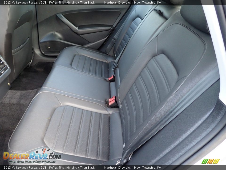 Rear Seat of 2013 Volkswagen Passat V6 SE Photo #20