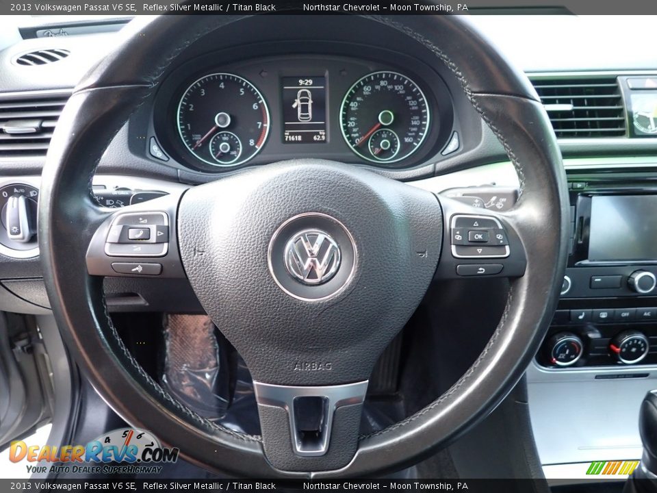 2013 Volkswagen Passat V6 SE Steering Wheel Photo #26