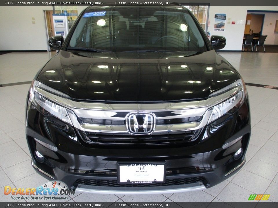 2019 Honda Pilot Touring AWD Crystal Black Pearl / Black Photo #2