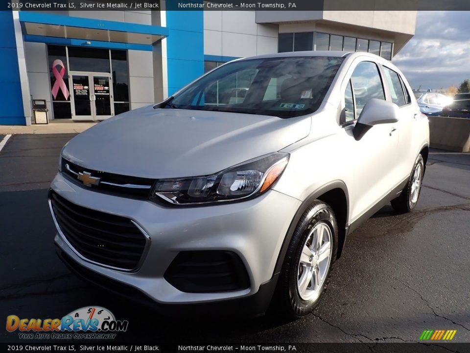 2019 Chevrolet Trax LS Silver Ice Metallic / Jet Black Photo #2