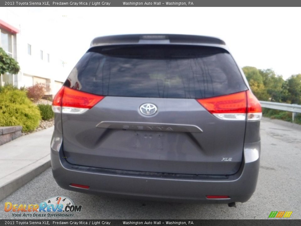 2013 Toyota Sienna XLE Predawn Gray Mica / Light Gray Photo #14