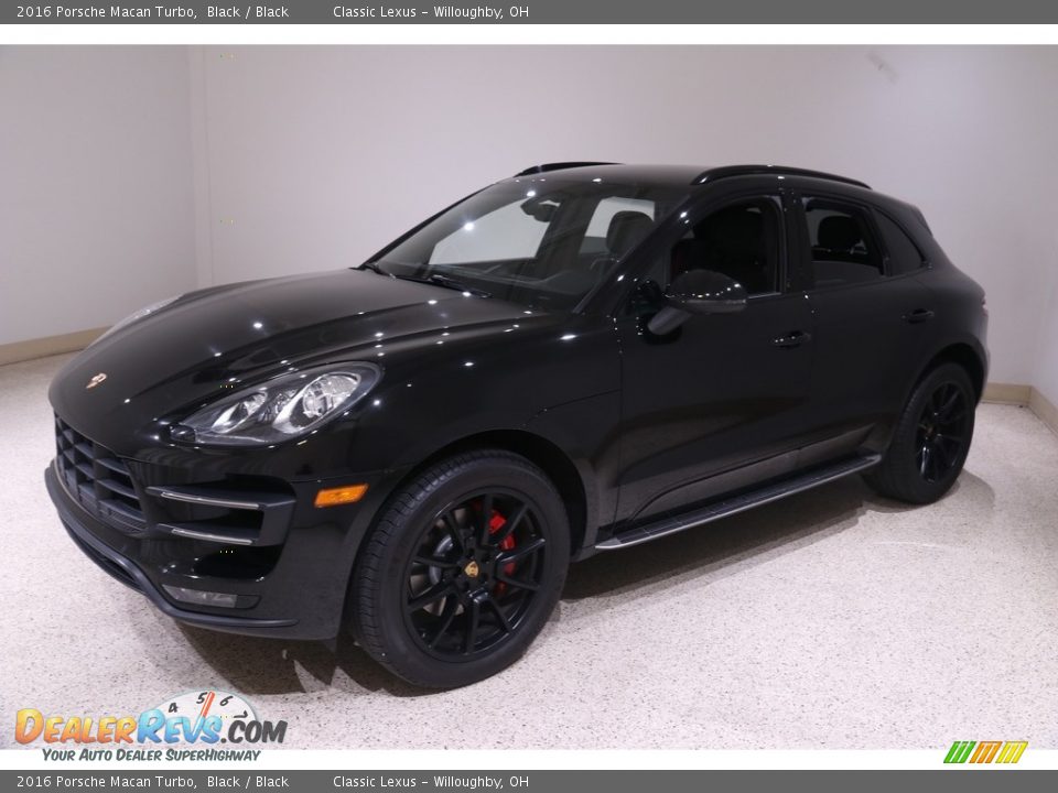 2016 Porsche Macan Turbo Black / Black Photo #3