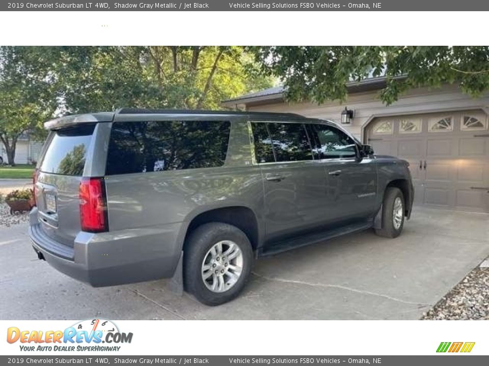 2019 Chevrolet Suburban LT 4WD Shadow Gray Metallic / Jet Black Photo #4