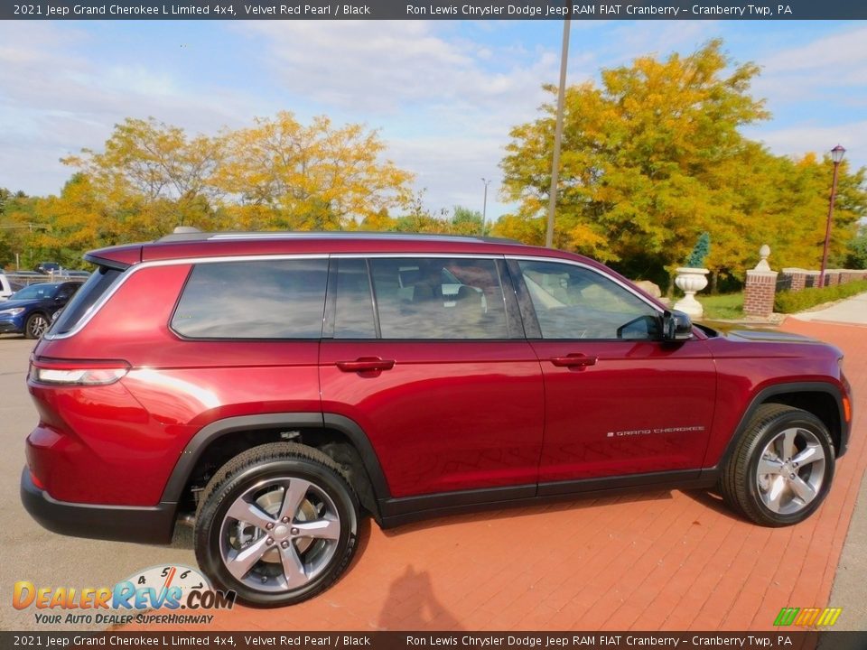 2021 Jeep Grand Cherokee L Limited 4x4 Velvet Red Pearl / Black Photo #4