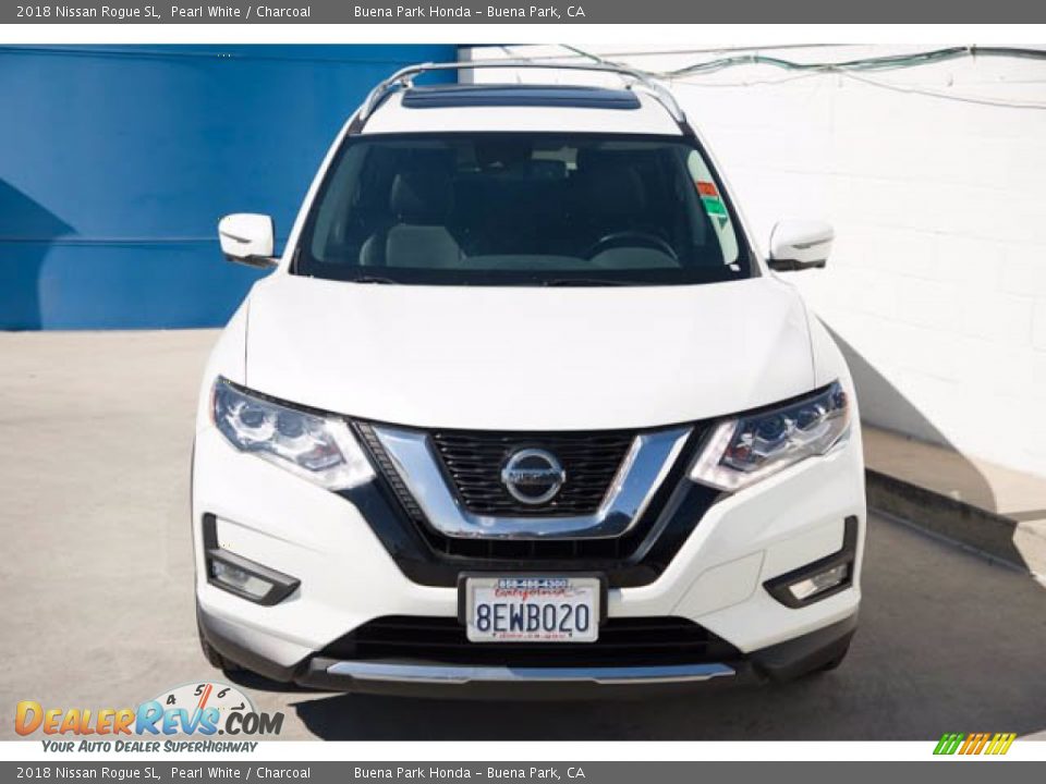 2018 Nissan Rogue SL Pearl White / Charcoal Photo #7