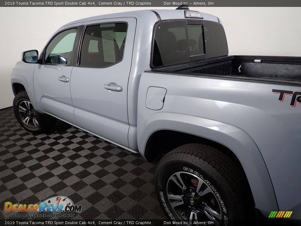 2019 Toyota Tacoma TRD Sport Double Cab 4x4 Cement Gray / TRD Graphite Photo #18