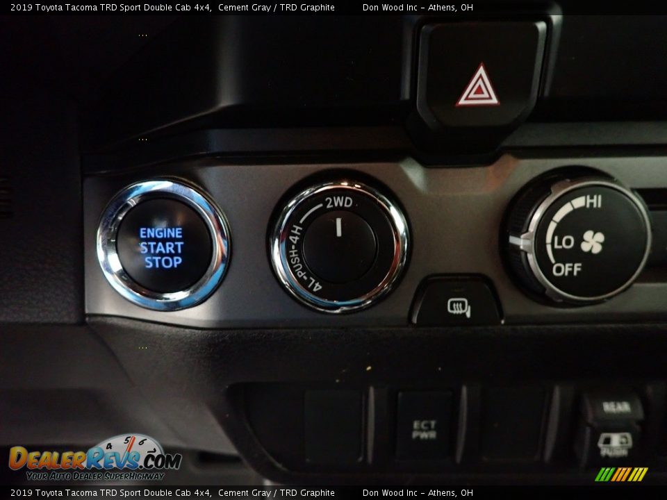 2019 Toyota Tacoma TRD Sport Double Cab 4x4 Cement Gray / TRD Graphite Photo #32