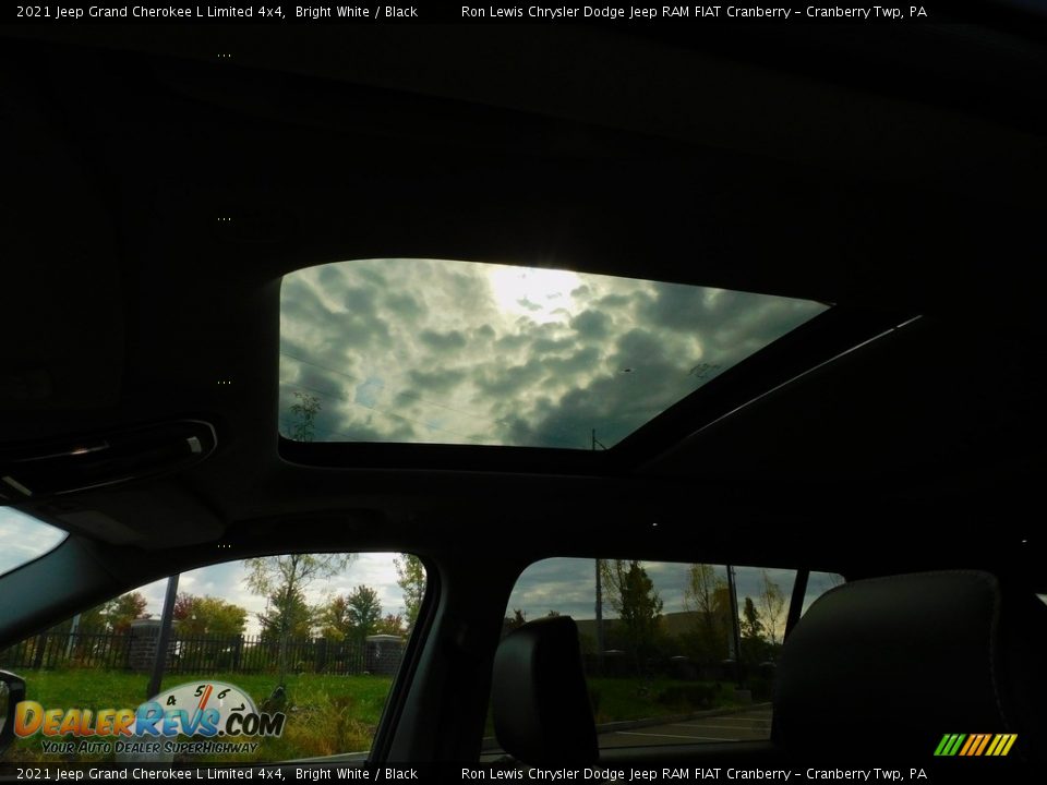 2021 Jeep Grand Cherokee L Limited 4x4 Bright White / Black Photo #16