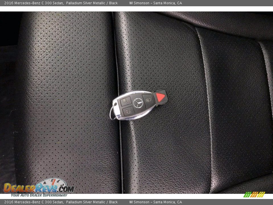 2016 Mercedes-Benz C 300 Sedan Palladium Silver Metallic / Black Photo #11
