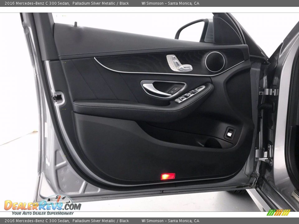 2016 Mercedes-Benz C 300 Sedan Palladium Silver Metallic / Black Photo #25
