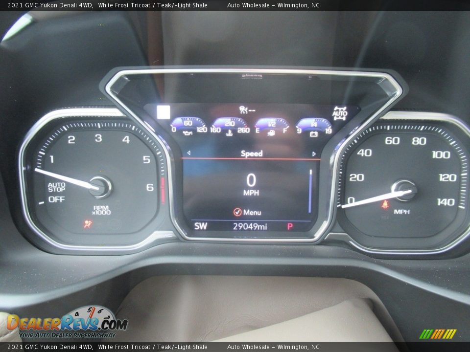 2021 GMC Yukon Denali 4WD White Frost Tricoat / Teak/­Light Shale Photo #16