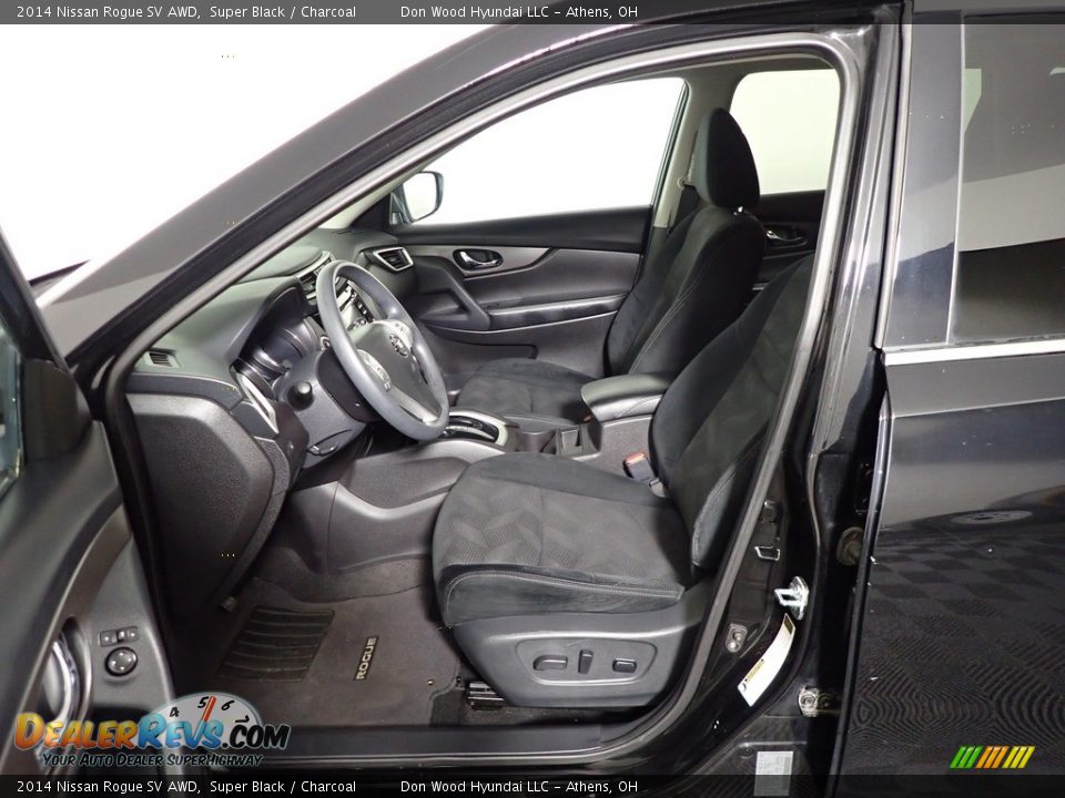 2014 Nissan Rogue SV AWD Super Black / Charcoal Photo #22