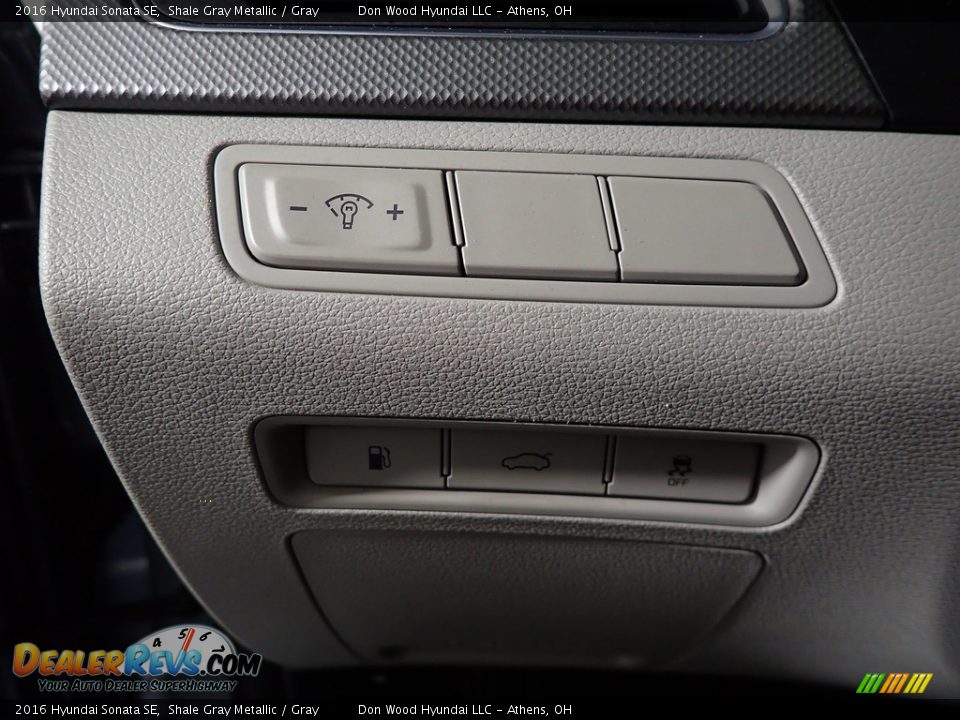 2016 Hyundai Sonata SE Shale Gray Metallic / Gray Photo #31