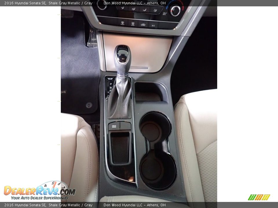 2016 Hyundai Sonata SE Shale Gray Metallic / Gray Photo #32