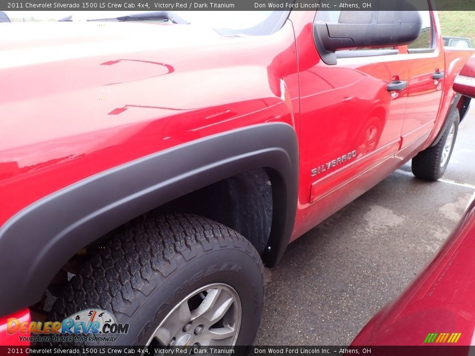 2011 Chevrolet Silverado 1500 LS Crew Cab 4x4 Victory Red / Dark Titanium Photo #7