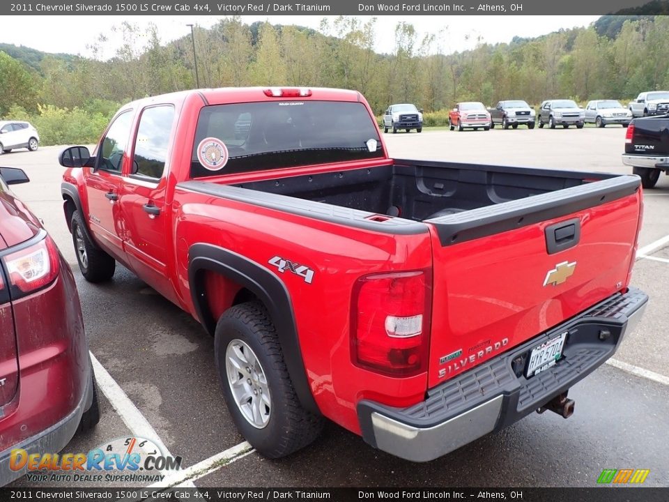 2011 Chevrolet Silverado 1500 LS Crew Cab 4x4 Victory Red / Dark Titanium Photo #8