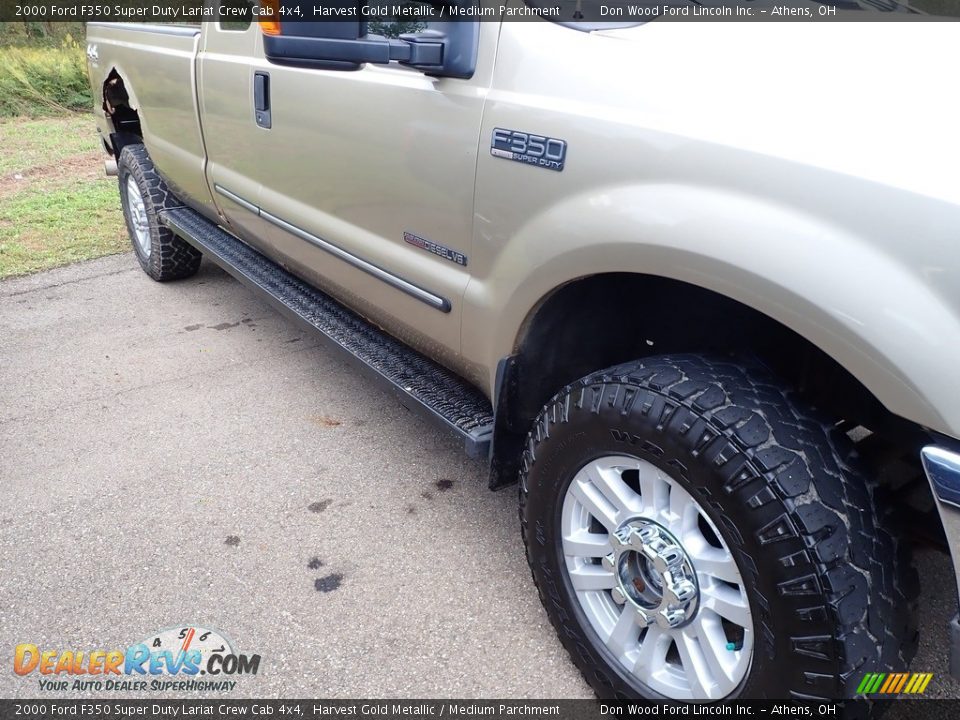 2000 Ford F350 Super Duty Lariat Crew Cab 4x4 Harvest Gold Metallic / Medium Parchment Photo #3