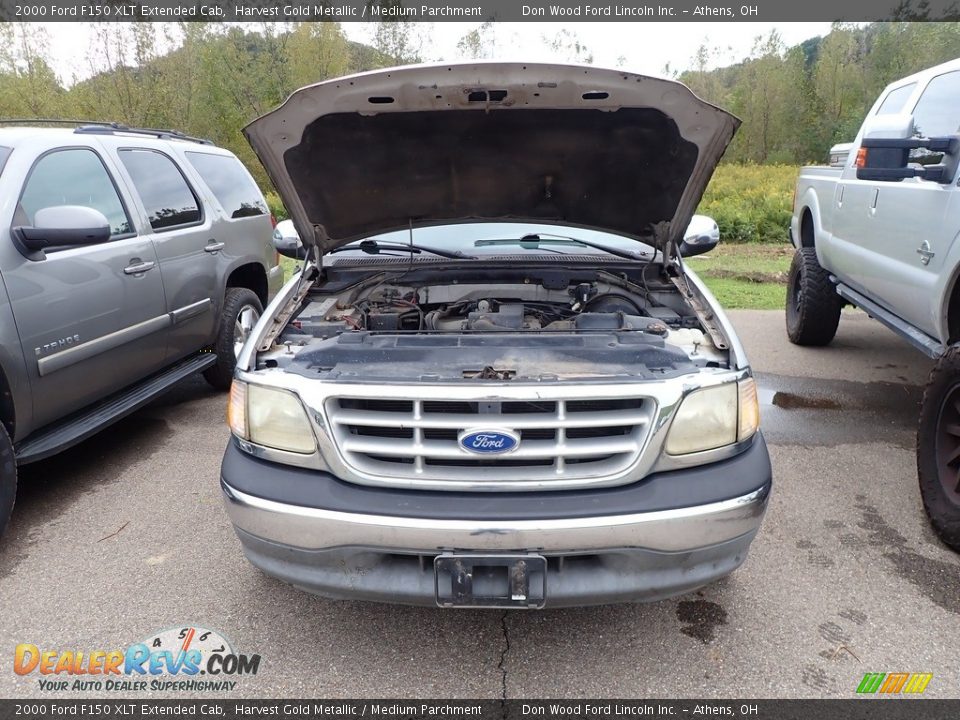 2000 Ford F150 XLT Extended Cab Harvest Gold Metallic / Medium Parchment Photo #5