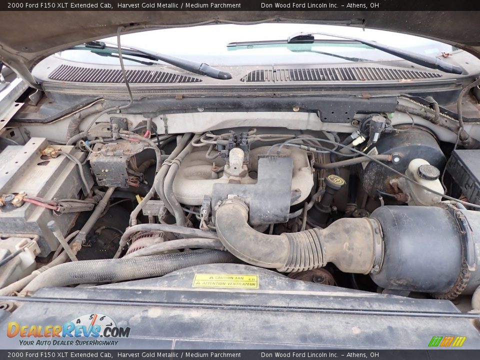 2000 Ford F150 XLT Extended Cab Harvest Gold Metallic / Medium Parchment Photo #6