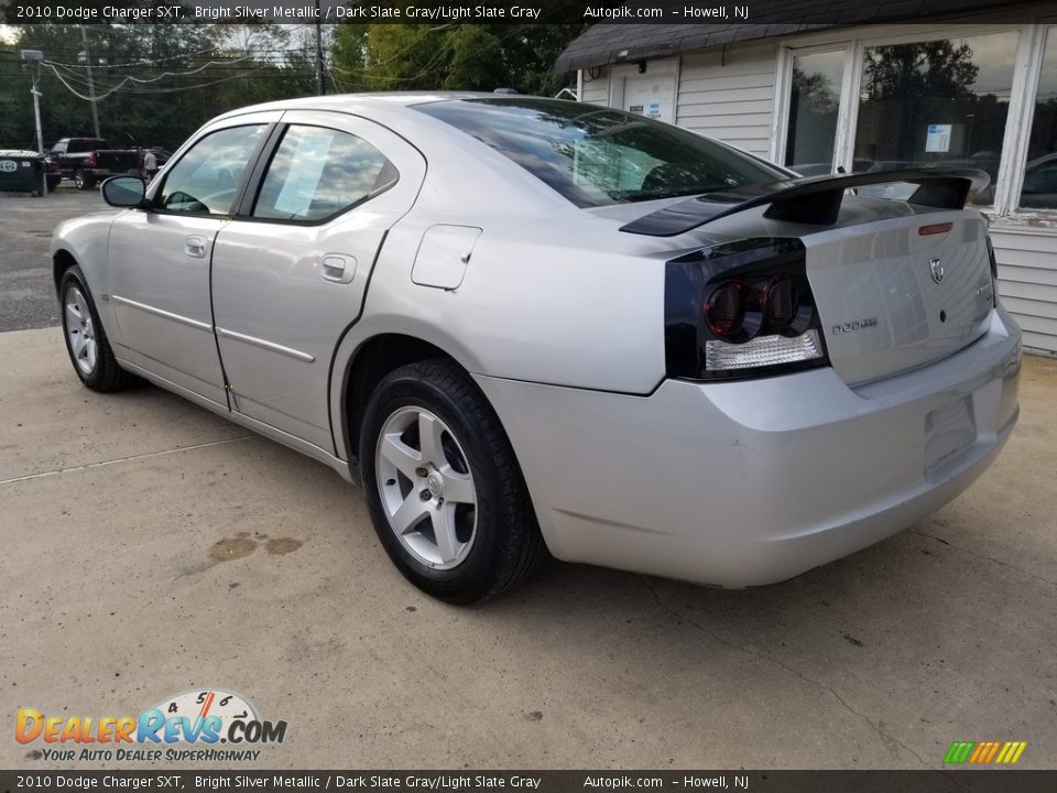 2010 Dodge Charger SXT Bright Silver Metallic / Dark Slate Gray/Light Slate Gray Photo #4