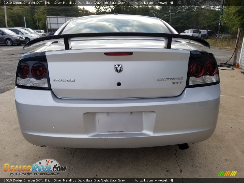 2010 Dodge Charger SXT Bright Silver Metallic / Dark Slate Gray/Light Slate Gray Photo #5