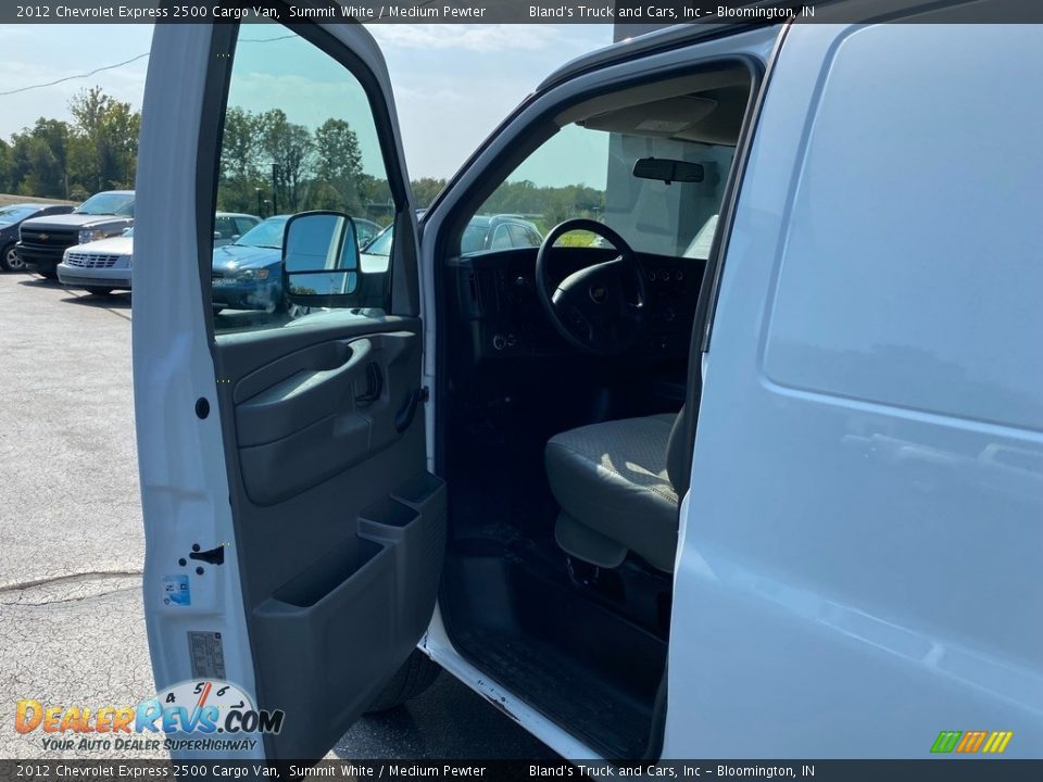 2012 Chevrolet Express 2500 Cargo Van Summit White / Medium Pewter Photo #13