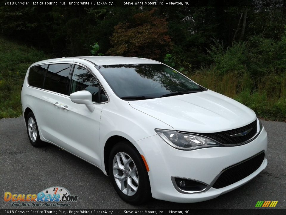 2018 Chrysler Pacifica Touring Plus Bright White / Black/Alloy Photo #4