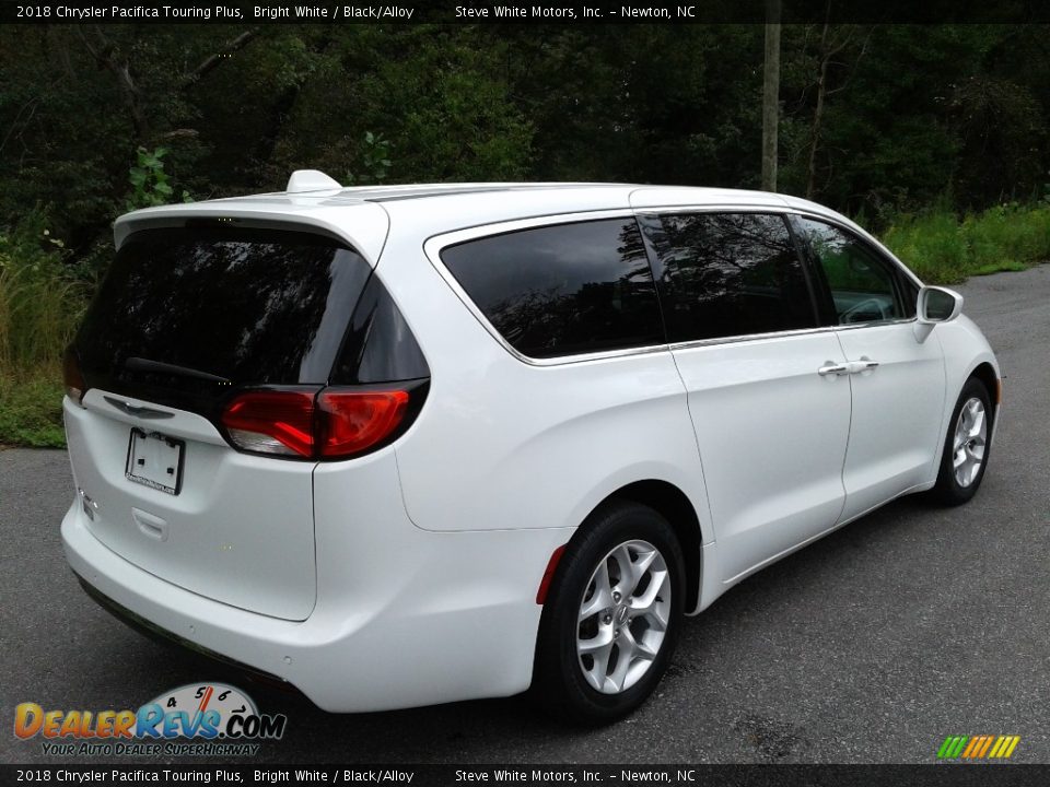 2018 Chrysler Pacifica Touring Plus Bright White / Black/Alloy Photo #6