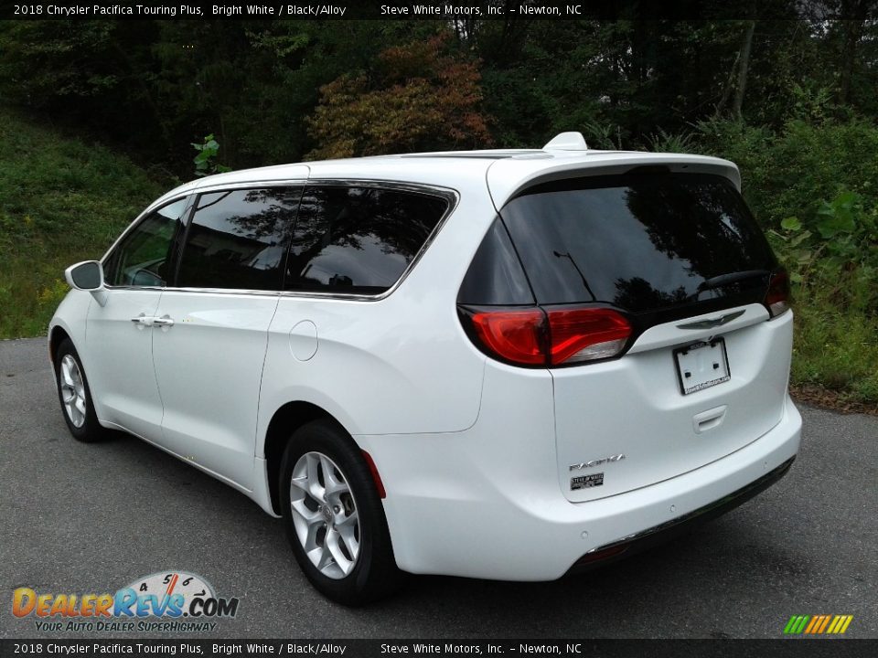 2018 Chrysler Pacifica Touring Plus Bright White / Black/Alloy Photo #8