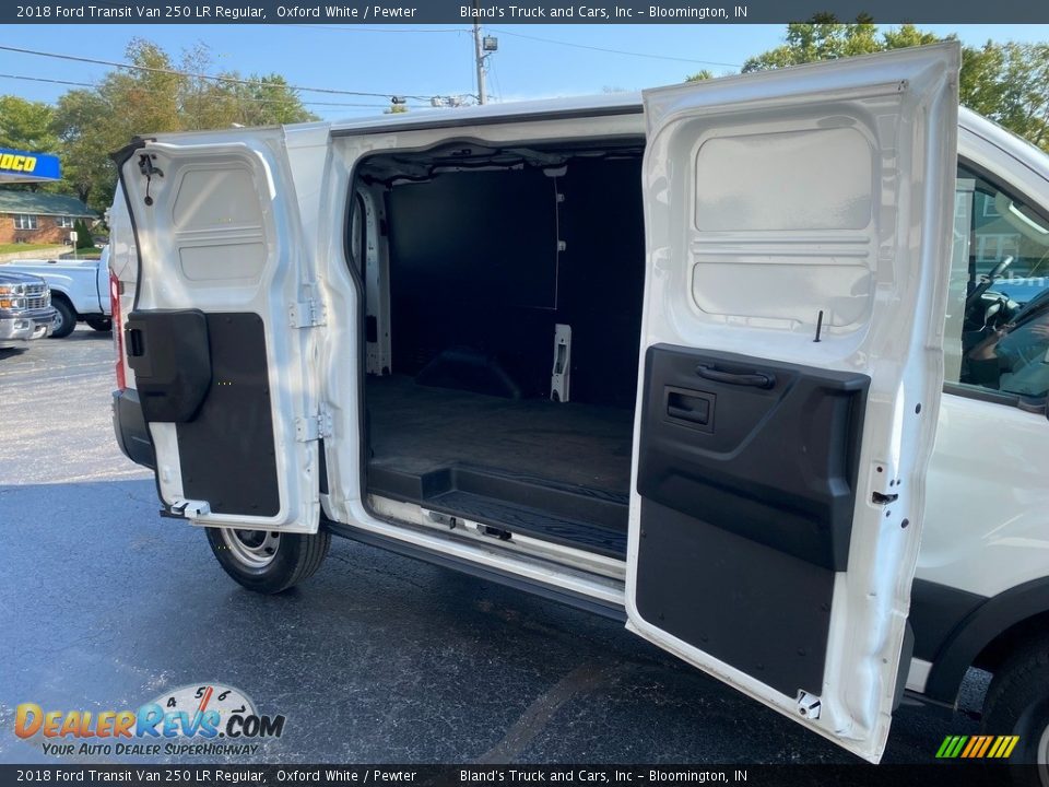 2018 Ford Transit Van 250 LR Regular Oxford White / Pewter Photo #11